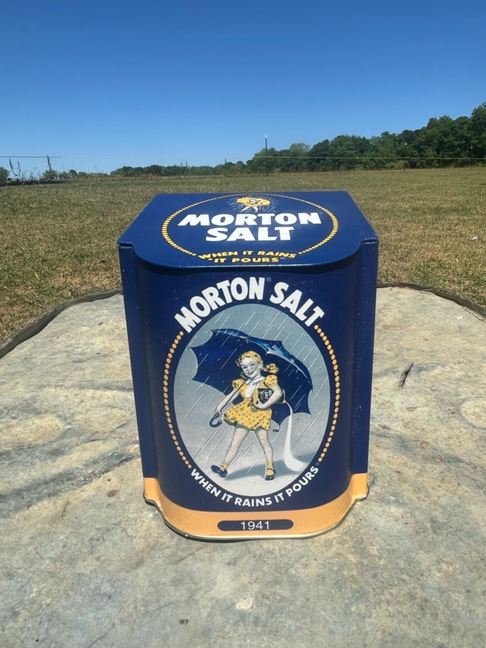 Morton Salt Vintage-Style Tin - Navy Blue & Yellow